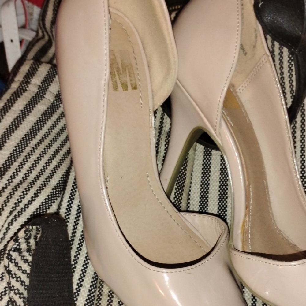 SM New York Classic Nude Heels